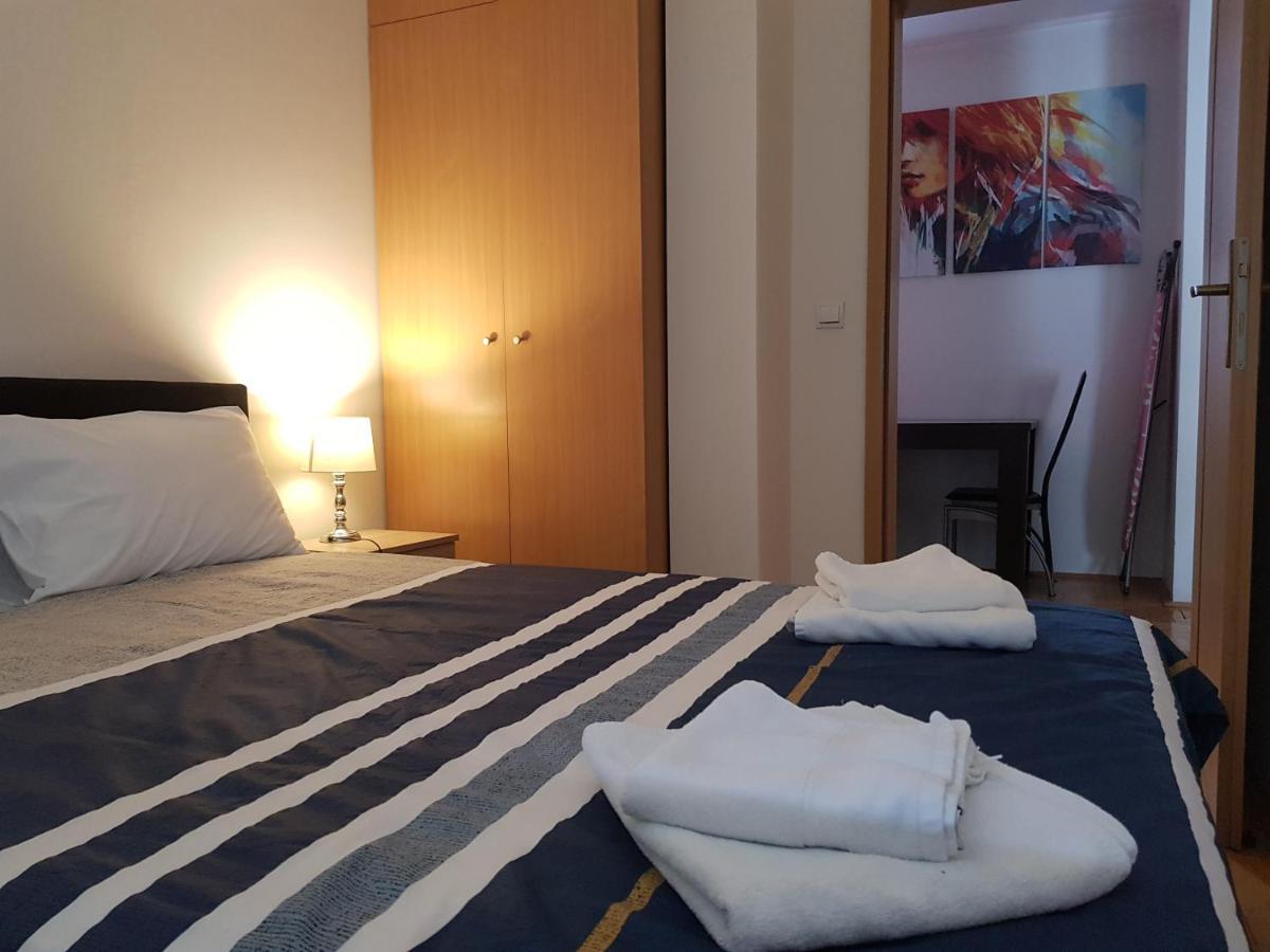 Rajiceva 5- Apartman Sa Prostranom Terasom I Garaznim Mestom Kragujevac Exteriör bild